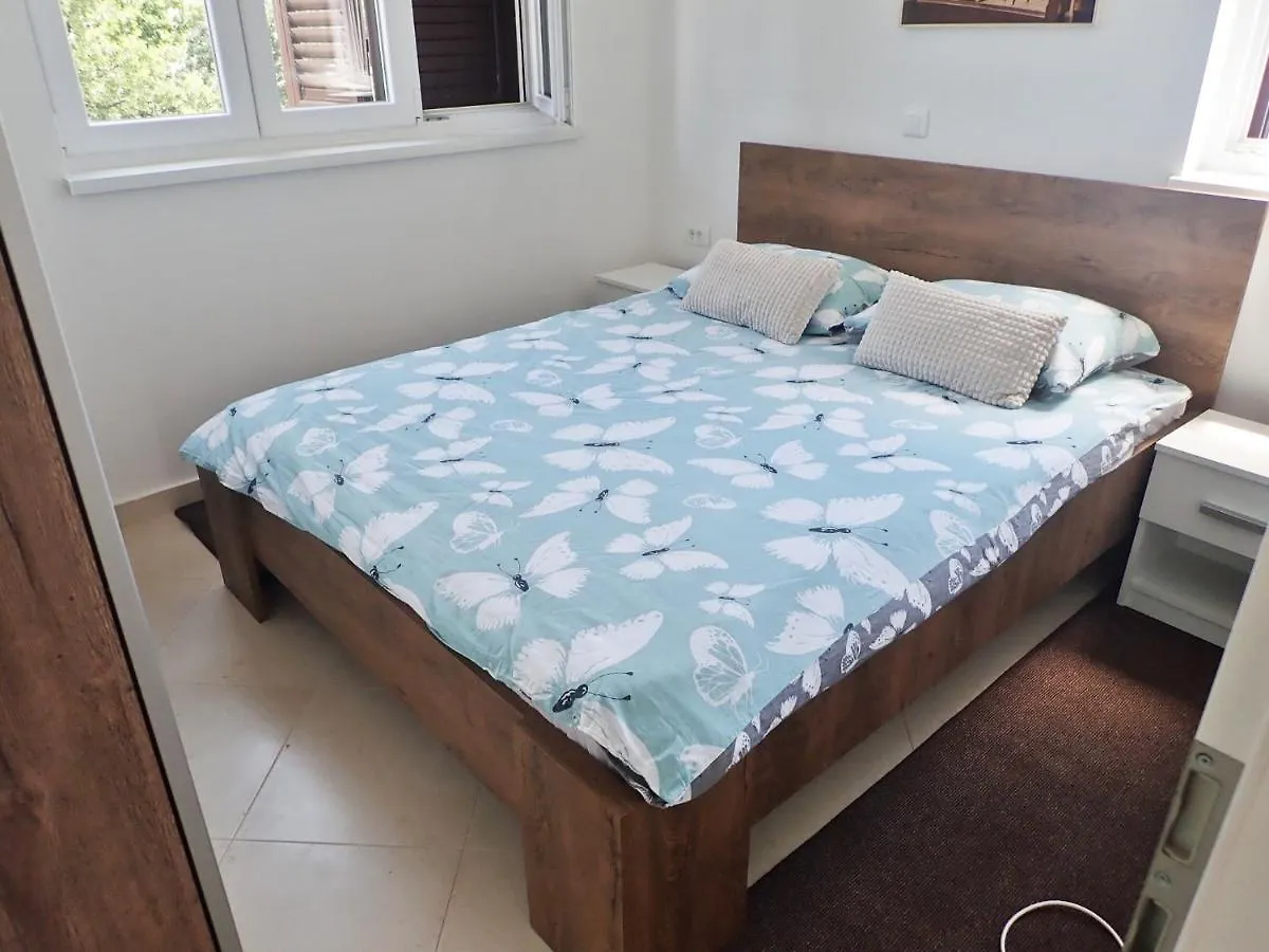 Apartment Plava Laguna With Beautiful Seaview Seline