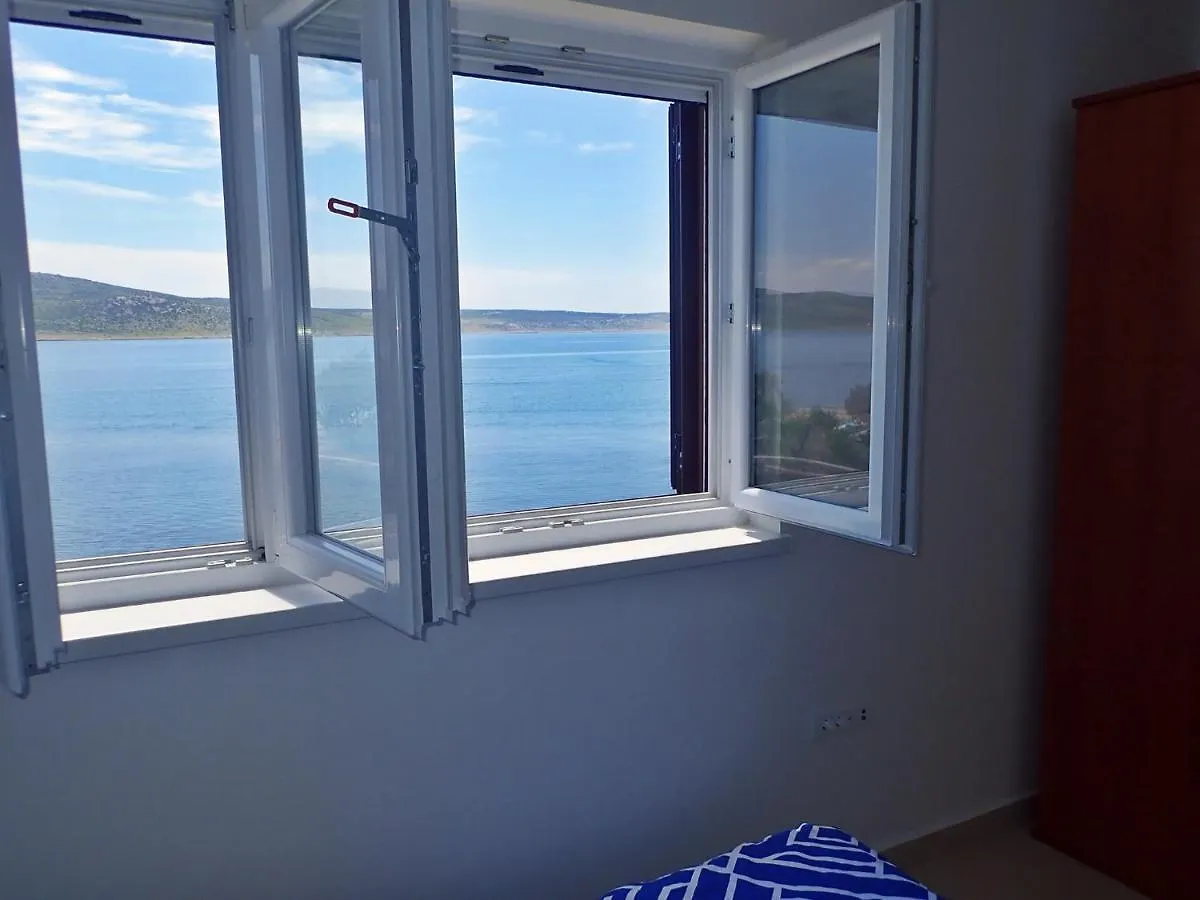 Plava Laguna With Beautiful Seaview Seline 0*,