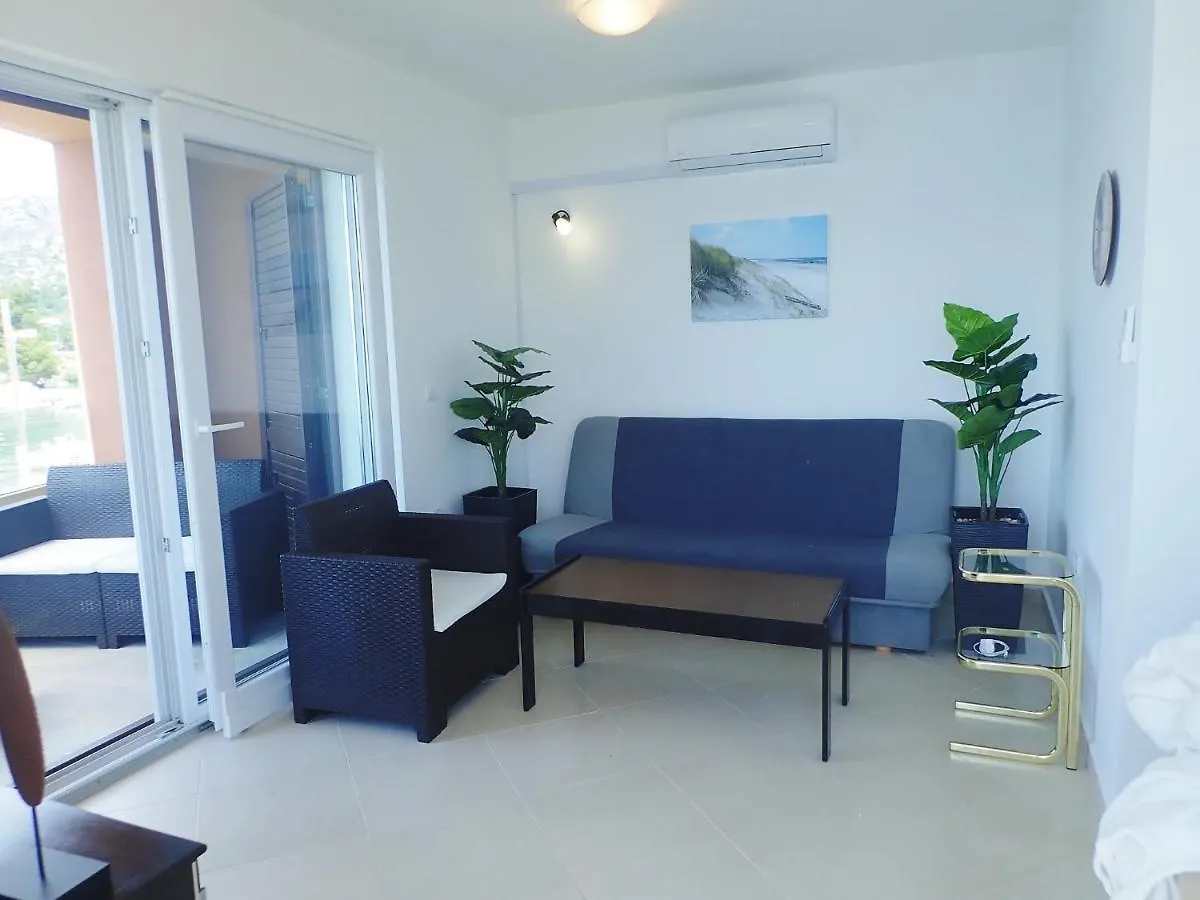 Plava Laguna With Beautiful Seaview Seline Croatia